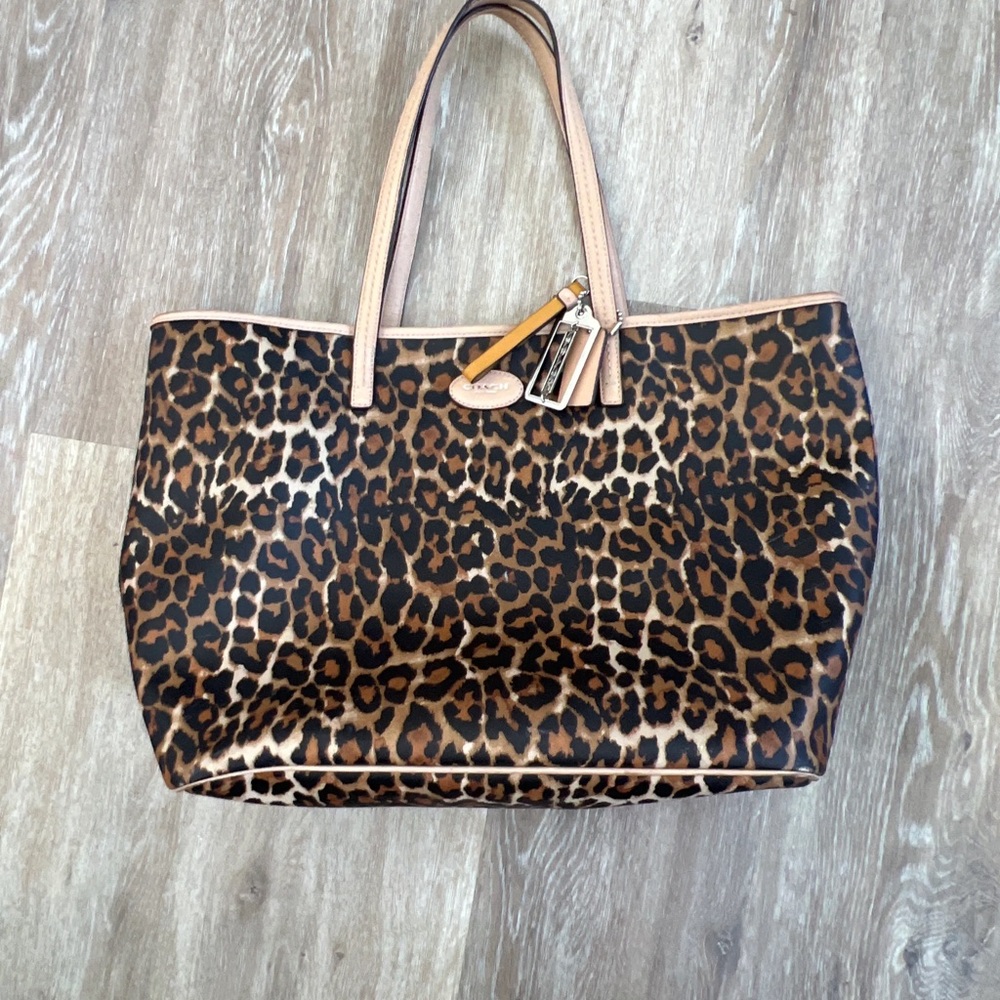 Cheetah Print Coach Purse/Tote -NO FLAWS-
